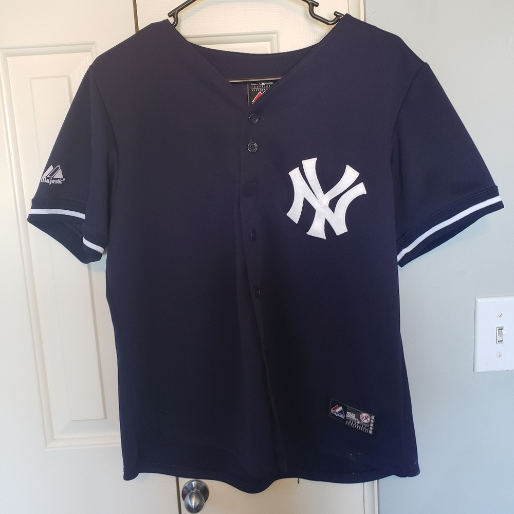 NY Yankees Derek Jeter Jersey Large